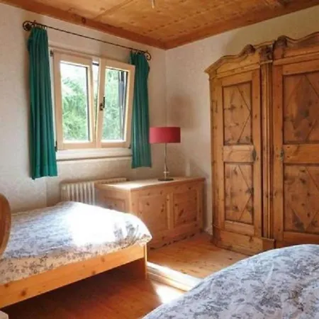 Chesa Cagiuma, Gartenwohnung * Champfer